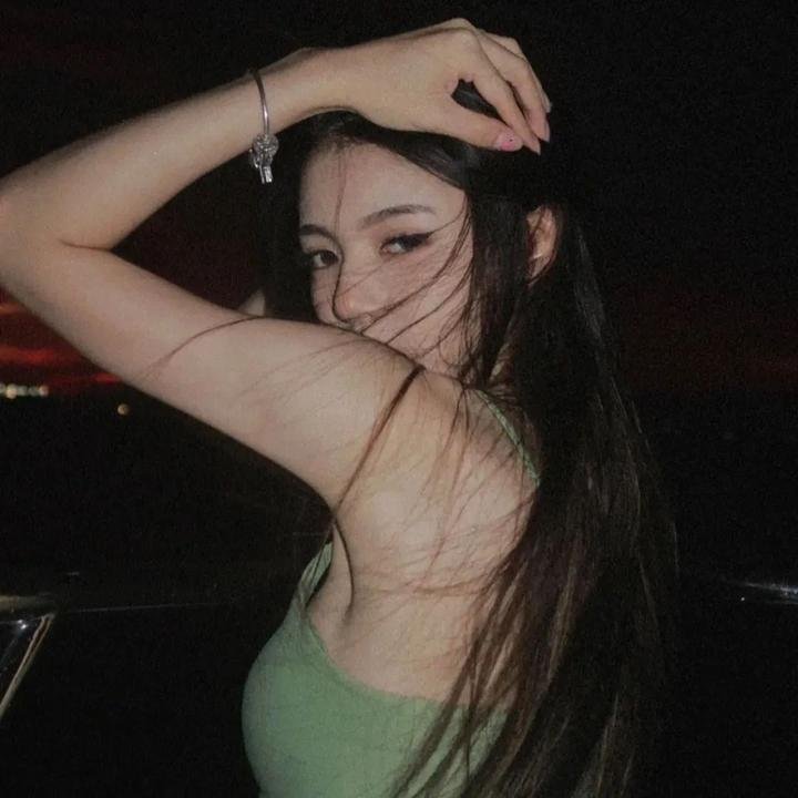卿何薄命